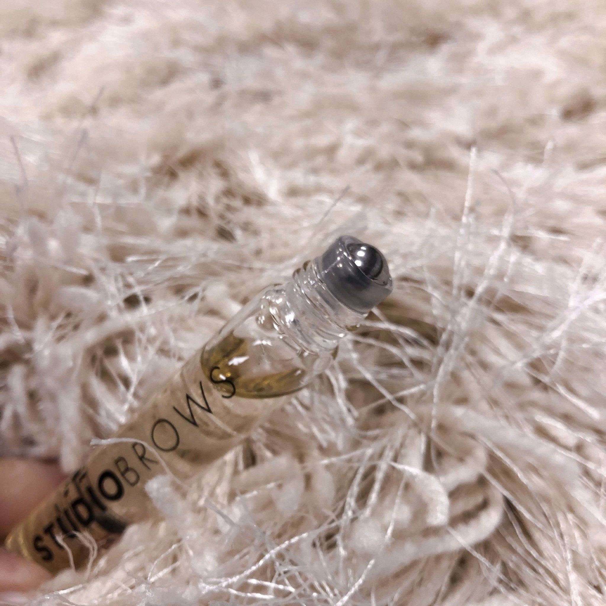 7 ml. Brynsolje Studio Brows (1stk) - Lash Look