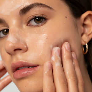 Milky promise™ Hydrating Milk Cleanser