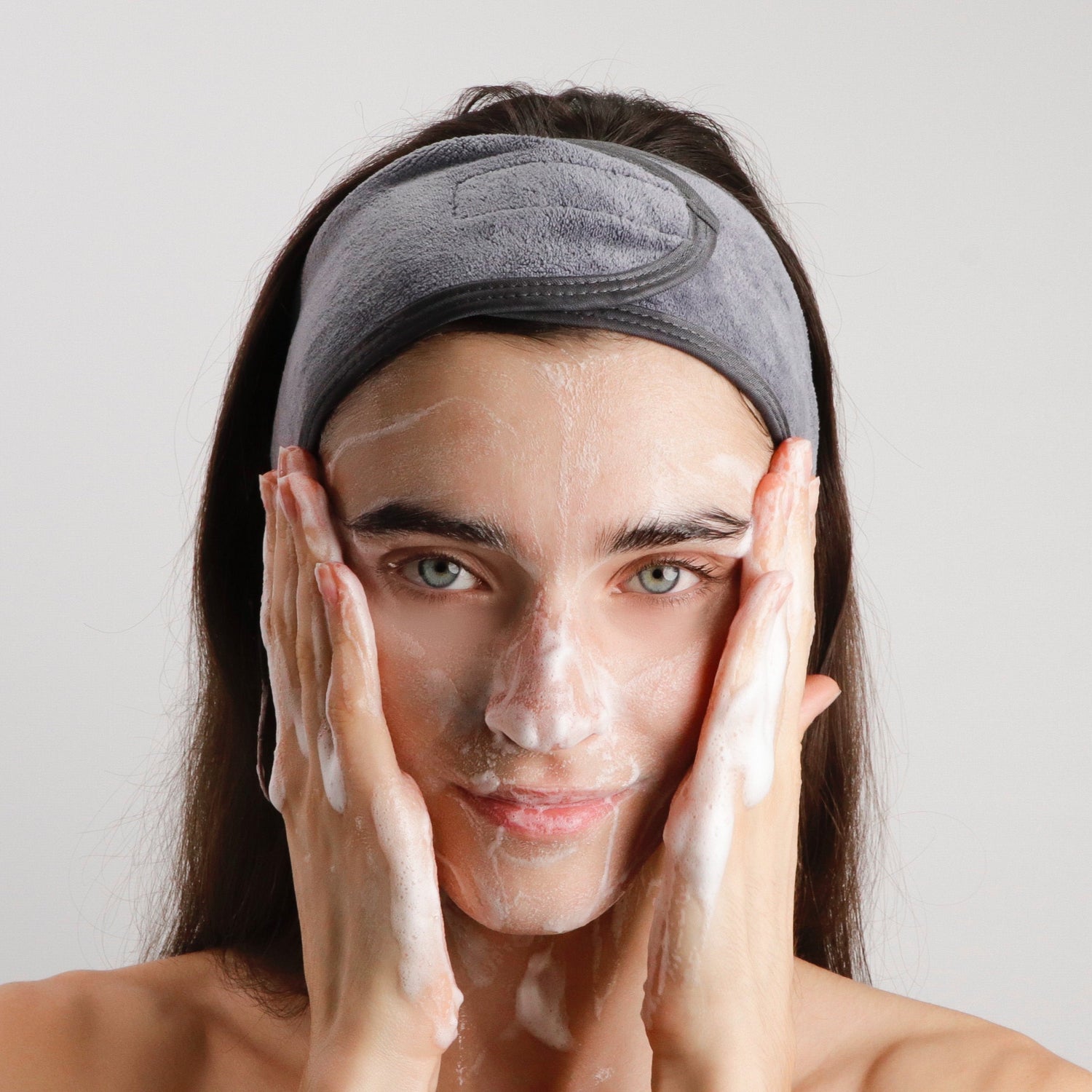 Mousse de Roche Cleanser with Brush