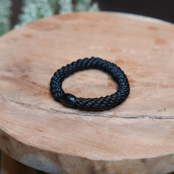 VIND hårstrikk sort